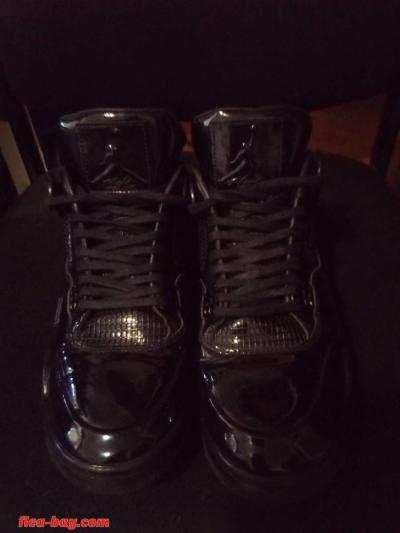 Nike Air Jordans $100 OBO - Thumbnail 5