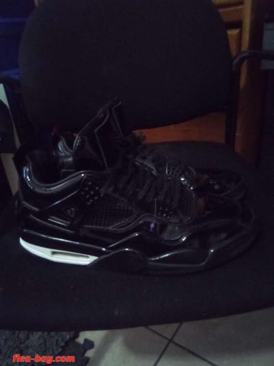 Nike Air Jordans $100 OBO - Thumbnail 3