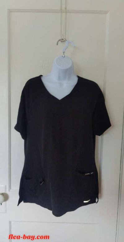Women's scrub top - Rockford, Illinois