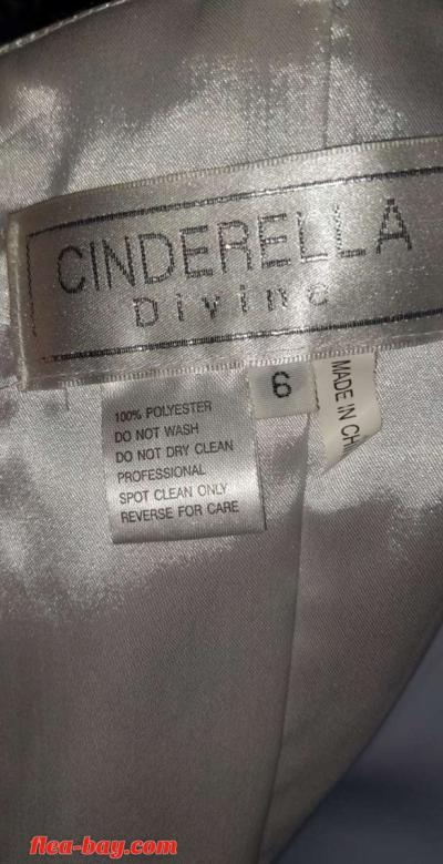 Wedding Dress. - Thumbnail 4