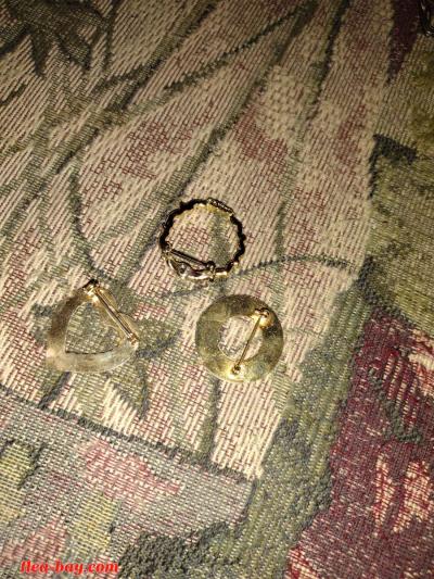 à set of three gold brooches from 1980s - Thumbnail 2