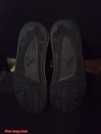 Nike Air Jordans $100 OBO - Thumbnail 4