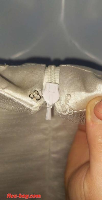 Wedding Dress. - Thumbnail 5