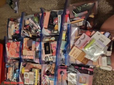 make up bag - Thumbnail 3