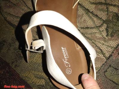 white sandals sz ten - Thumbnail 5