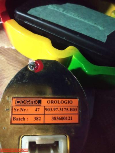 moisturizer clock - Thumbnail 2