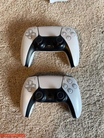 PS5 DISC EDITION - Thumbnail 4