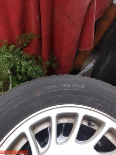 Volvo car tires - Thumbnail 6