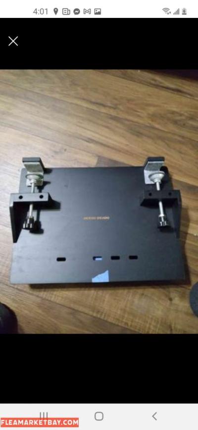 Tray with Clamps - Thumbnail 2