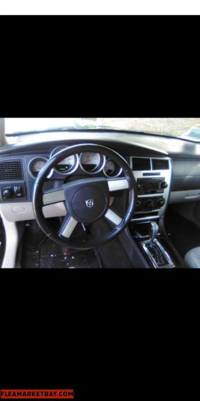 Hi, I'm selling my 2007 Dodge Magnum with 119,000 miles ever - Thumbnail 6