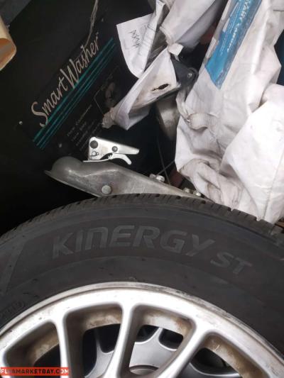 Volvo car tires - Thumbnail 5