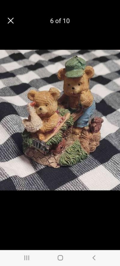 Lots of bear figurines for sale - Thumbnail 3