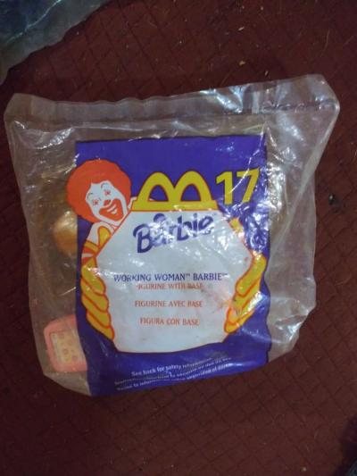 all Barbies 1990 McDonald's make me an offer - Thumbnail 3