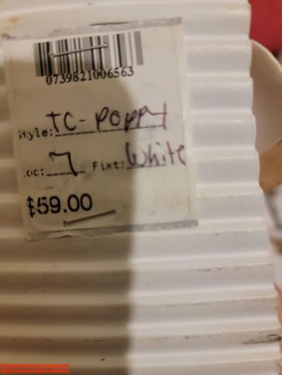 womens size 7 sandals NEW - Thumbnail 2