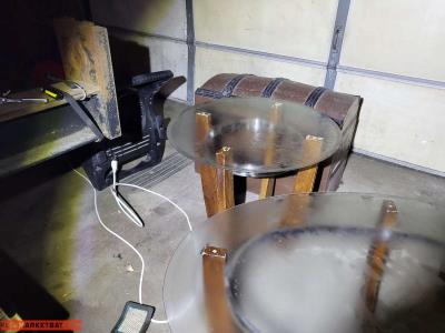 Mid-century  3 piece glass coffee tables - Thumbnail 3