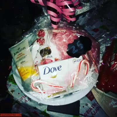 Christmas gifts - Thumbnail 2