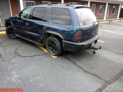selling or trading 2001 Dodge Durango slt - Thumbnail 2