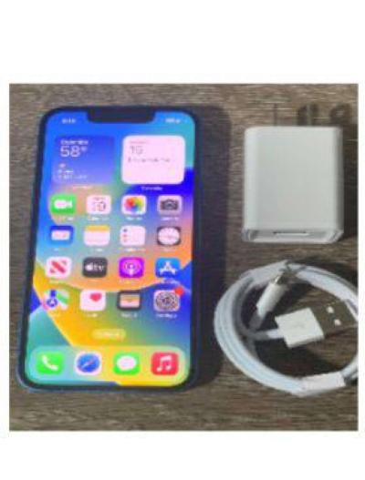 iPhone 13 - Thumbnail 3