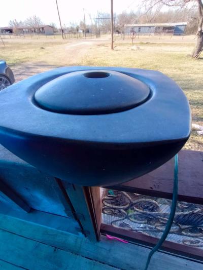 metal black outdoor ashtrays - Thumbnail 3