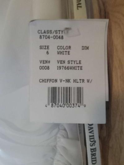 Davids Bridal wedding dress - Thumbnail 4