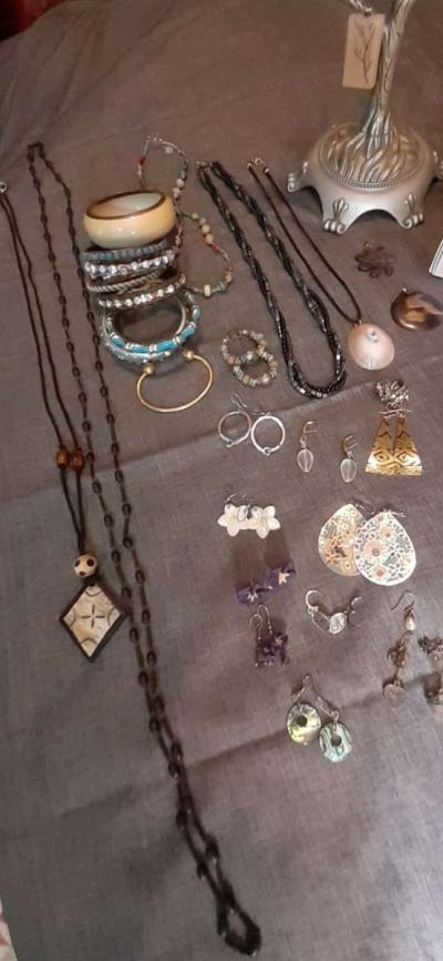 jewelry - Thumbnail 4