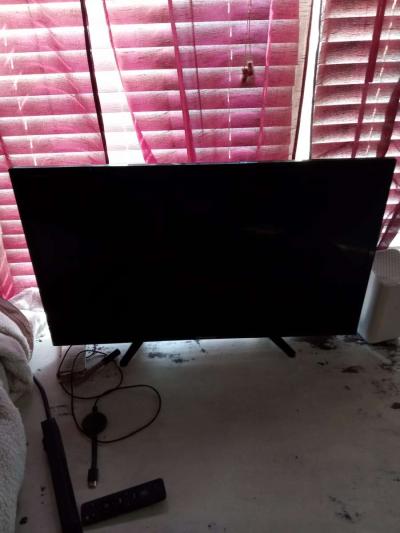 hennisee flatscreen tv