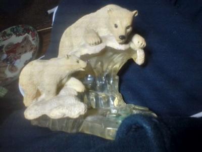 VTG Hamilton Collection ICY RESCUE collectible figurine