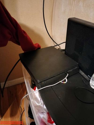 playstation 4 slim 800GB - Thumbnail 2