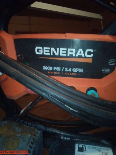 GENERAC 2900 psi pressure washer with all the heads - Thumbnail 2