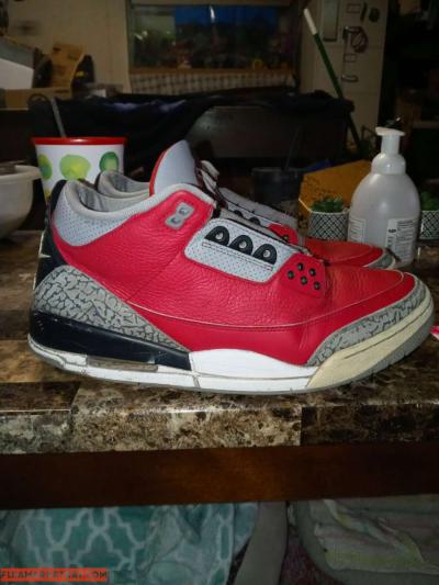 Mens Air Jordan III SZ 12 - Thumbnail 2