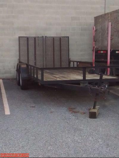 used landscaping trailer asking for 2200 - Thumbnail 2