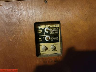 beautiful pair of wharfedale Speakers - Thumbnail 2