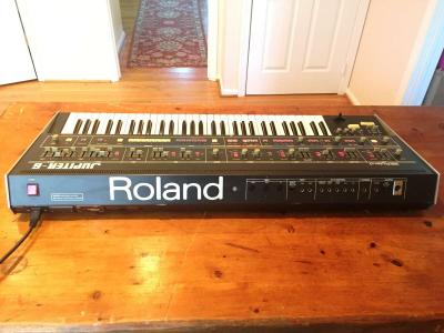 Roland Jupiter 6 - Thumbnail 3