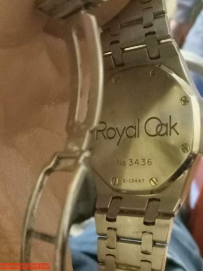 Audemars Piguet Royal Oak watch - Thumbnail 2