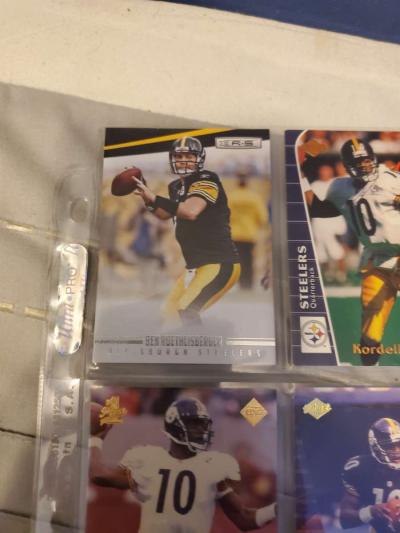 Assortment of trading cards - Thumbnail 3