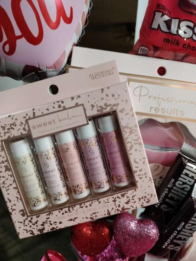 Valentines gift bouquet - Thumbnail 3