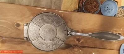 old fashioned tortilla press - Thumbnail 2