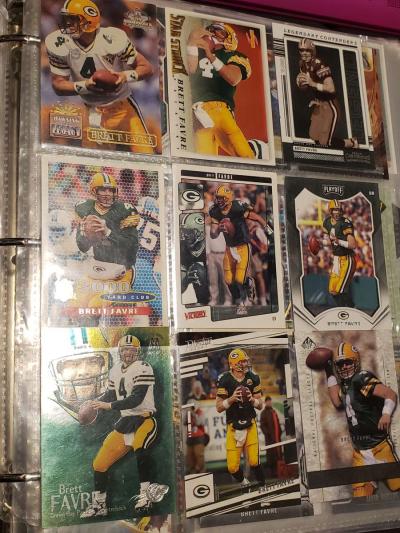 Brett favre lot - Thumbnail 3