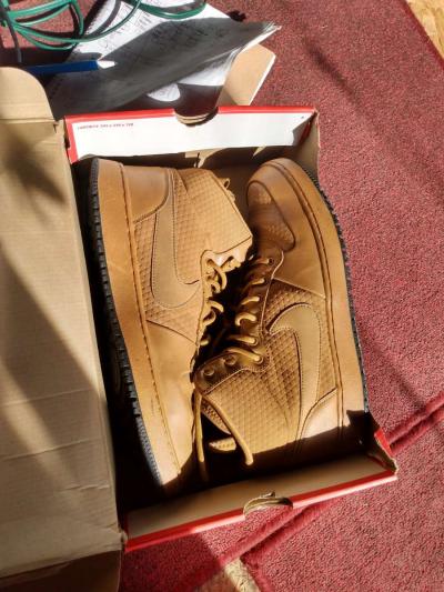 Like New Nikes Size 12 Pick Up - Houston, Texas