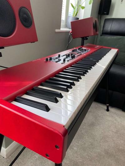Nord Piano 5 88 keys - Thumbnail 4