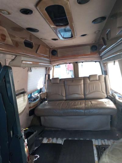 wheelchair van with ramp - Thumbnail 3