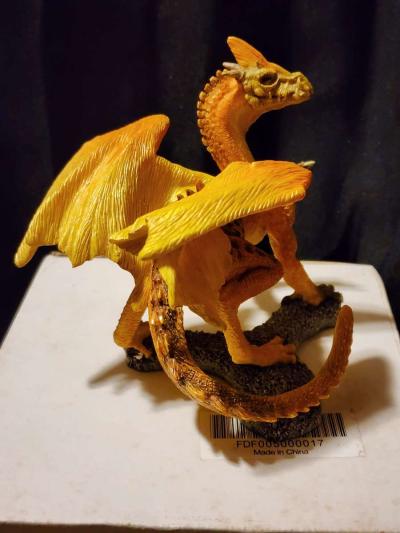 Danbury Mint Fabulous Dragons  Grindalyx Collectible - Thumbnail 5