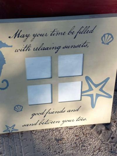 wall picture frame - Chiefland, Florida