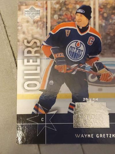 Assortment of trading cards - Thumbnail 6