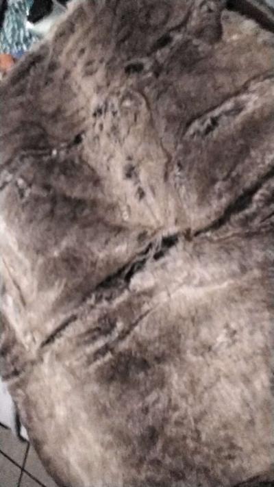 Faux fur Throw - Thumbnail 3