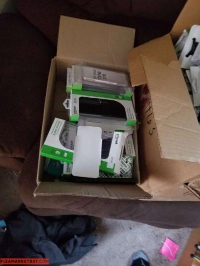 cell phone cases and screen protectors - Thumbnail 2