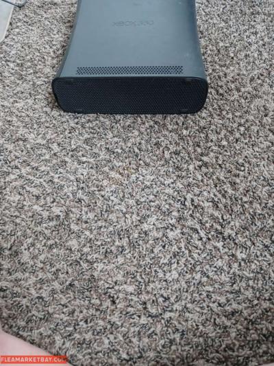 Xbox 360 - Thumbnail 2