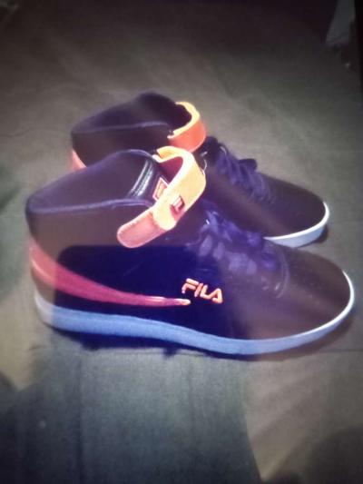 Brand New Filas Size 9 Pick Up - Thumbnail 3