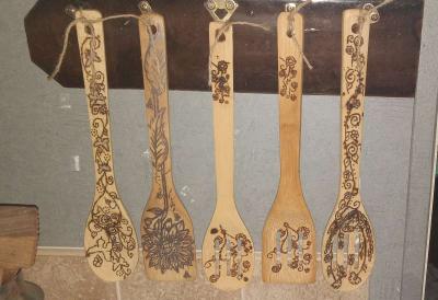 Homemade Arts And Crafts - Thumbnail 3