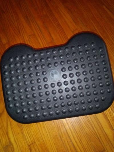 New Under Desk Footrest Massage - Thumbnail 3